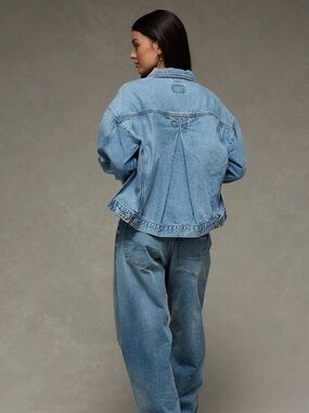American Eagle Swing Jean Jacket - NWT - Size Small Oversized